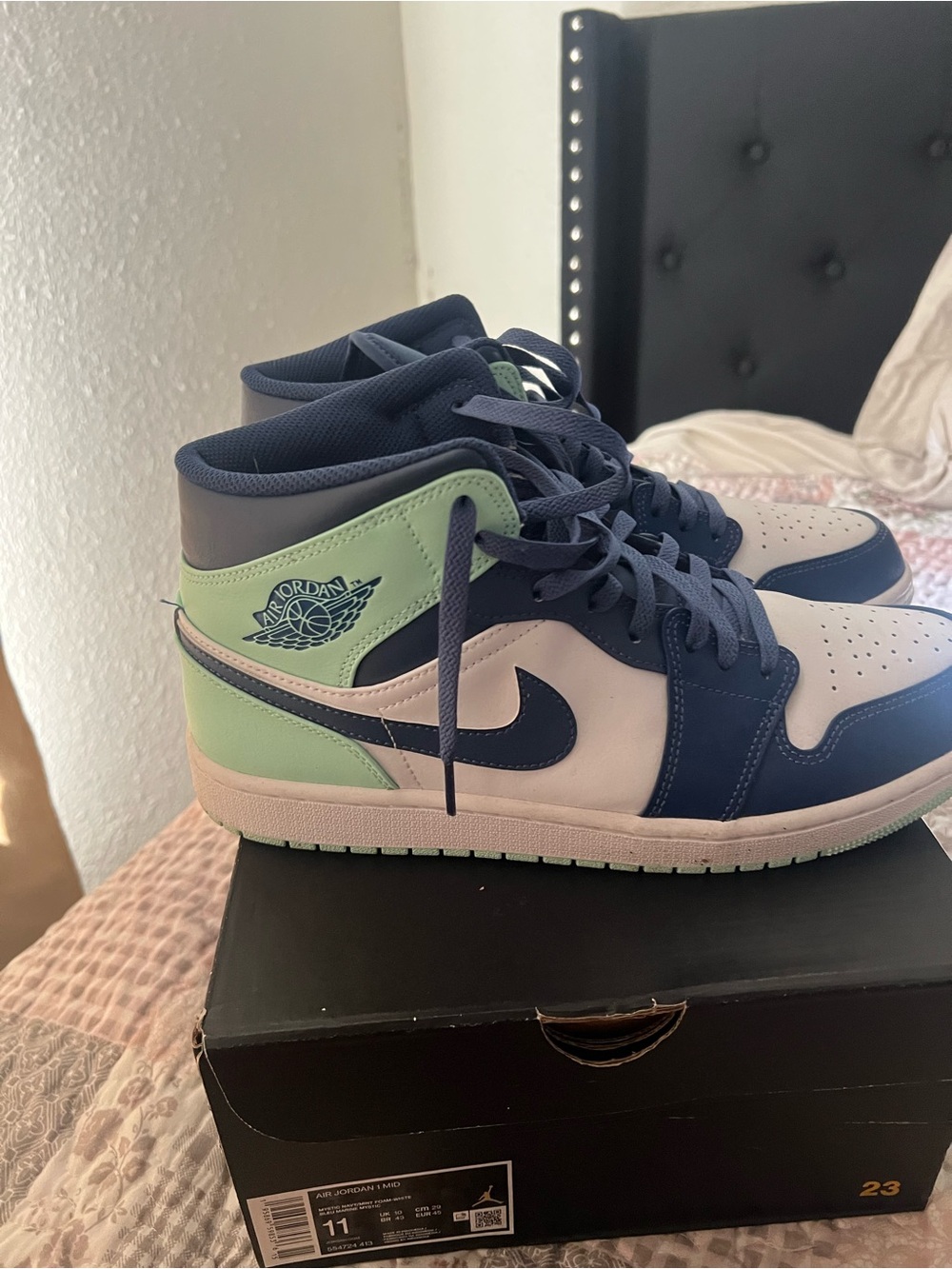 Air Jordan 1 Mid "Blue Mint" sneakers